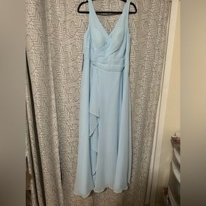Azazie Kori
Dress Color: Sky Blue      
Size A16 Brand new. Never worn.